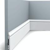 Plinthe en polystyrène 8cm sur 290cm